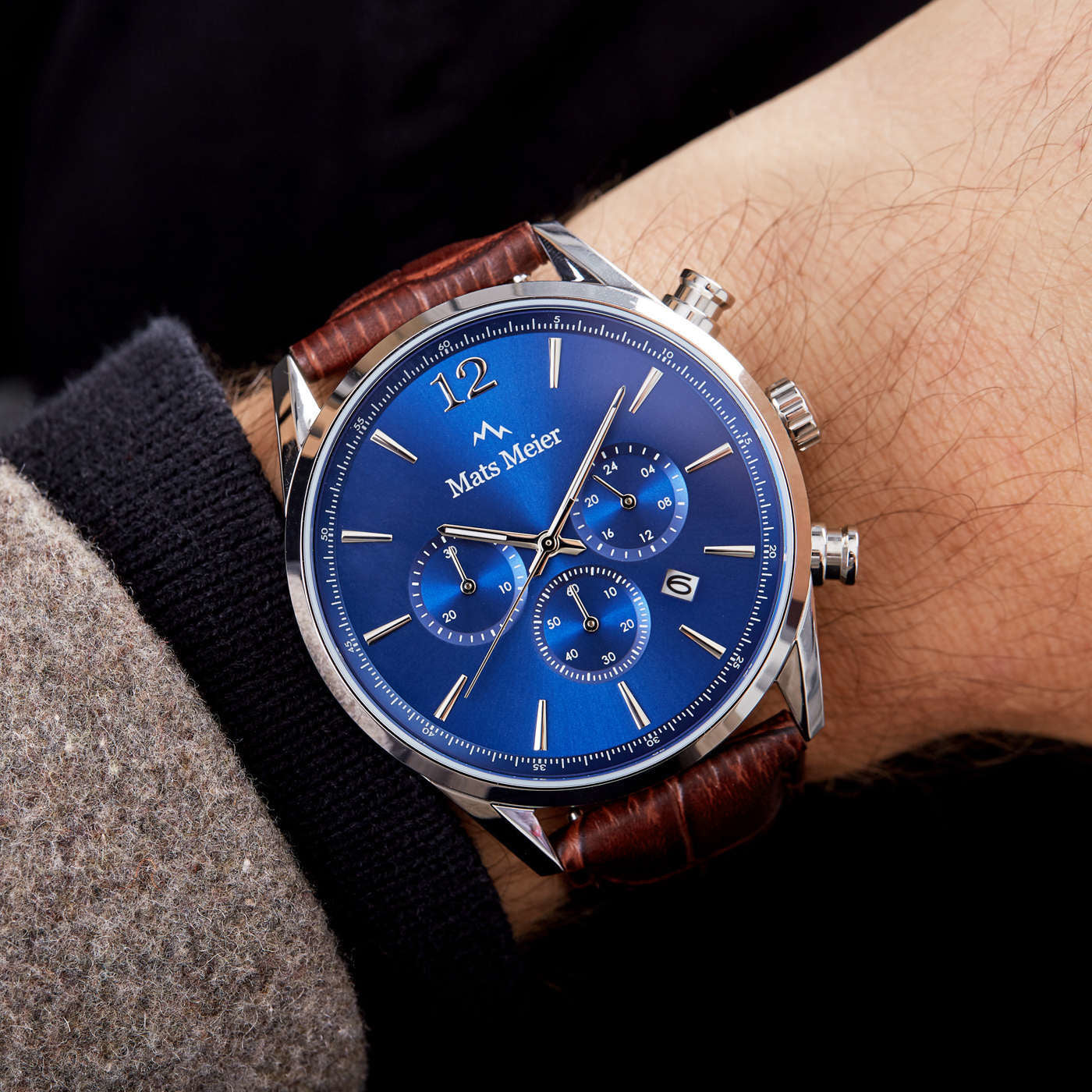 Grand Cornier chronograph mens watch blue / brown   