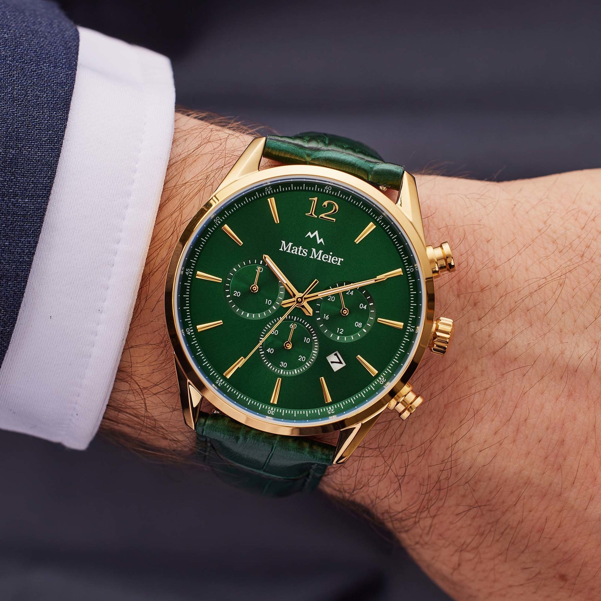 Grand Cornier chronograph mens watch green / gold colored   