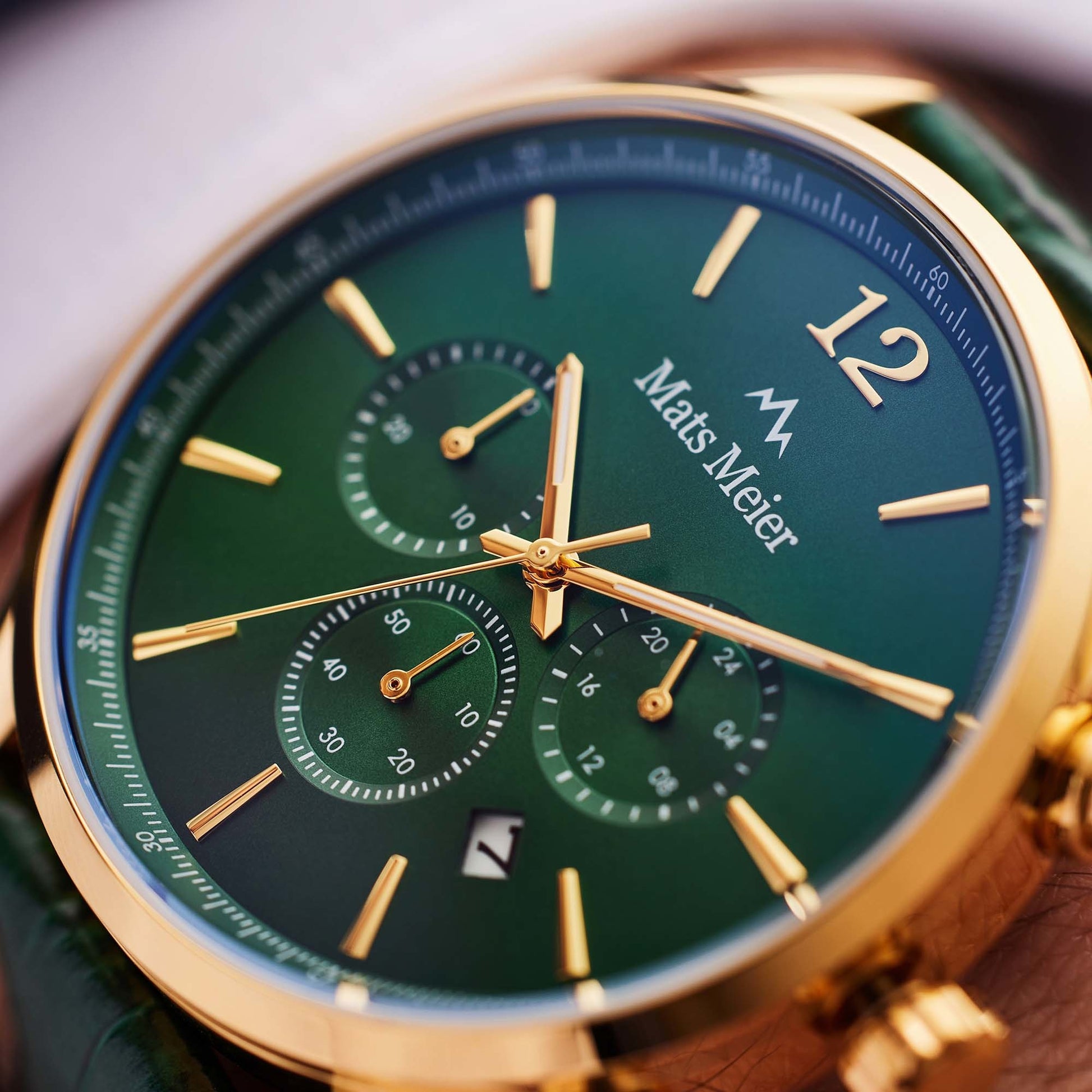 Grand Cornier chronograph mens watch green / gold colored   