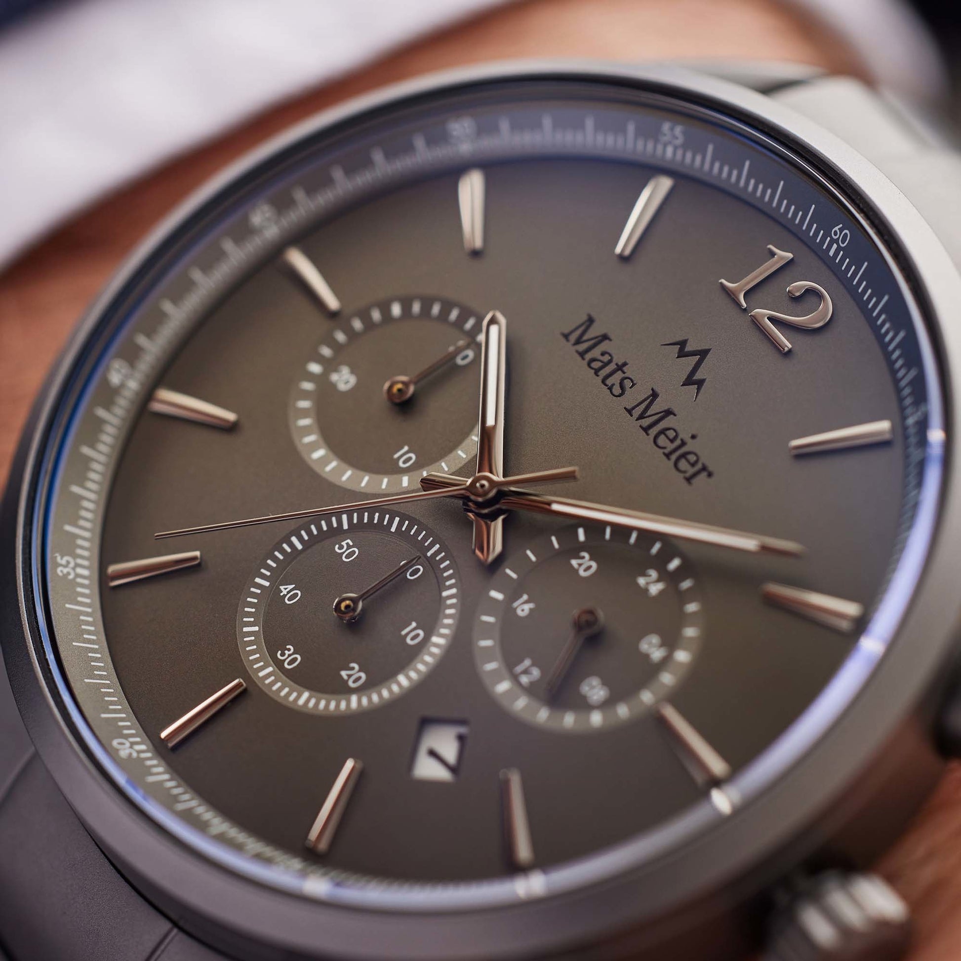 Grand Cornier chronograph mens watch gunmetal   