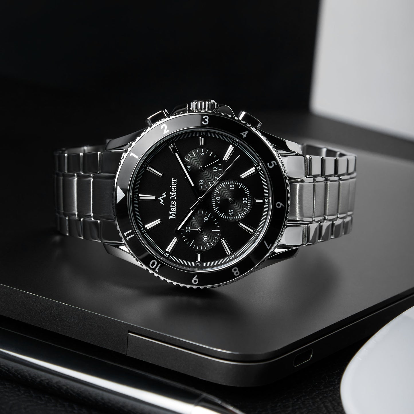 Grand Combin Chronohraph Mens Watch and watch box gift set