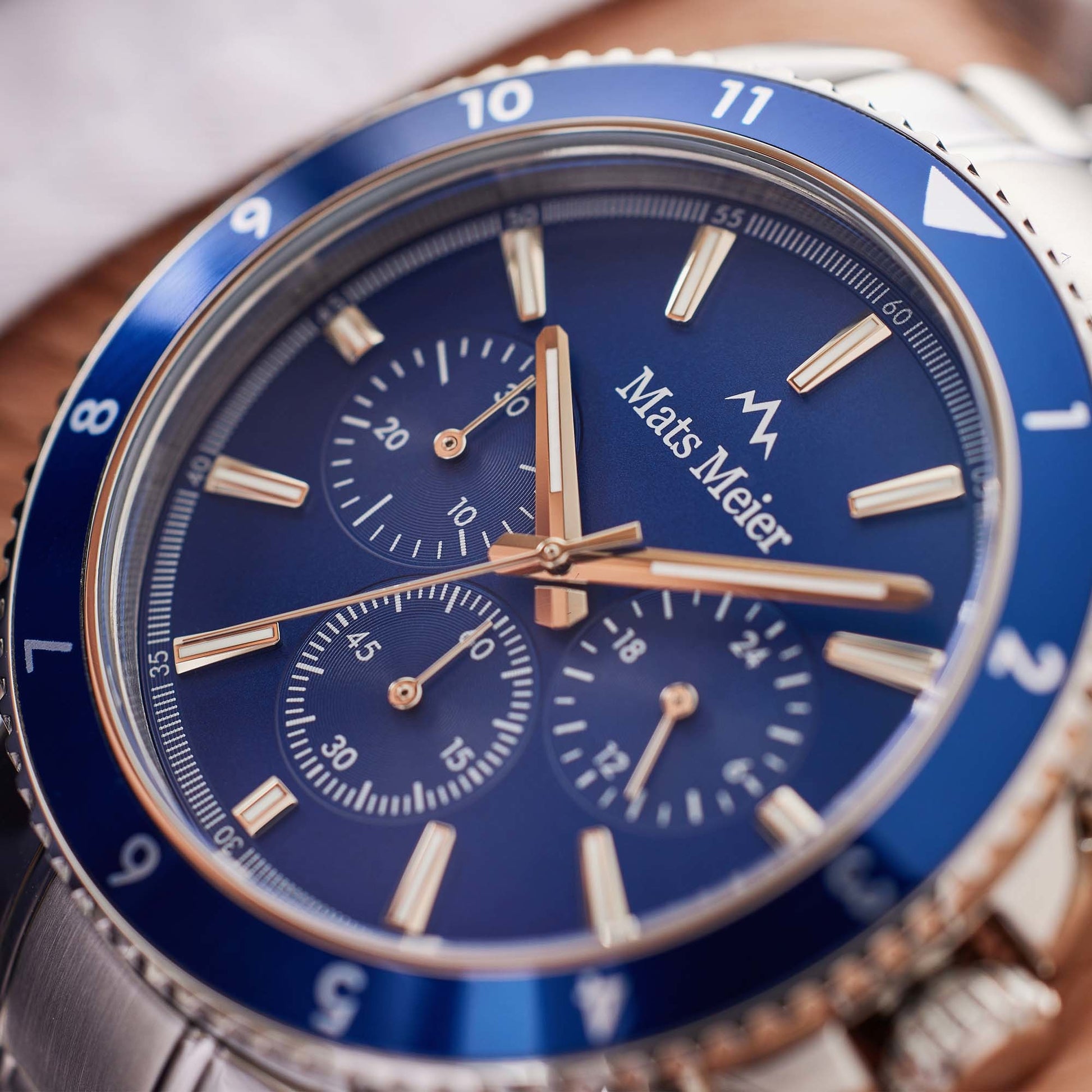 Grand Combin chronograph mens watch and watch box gift set