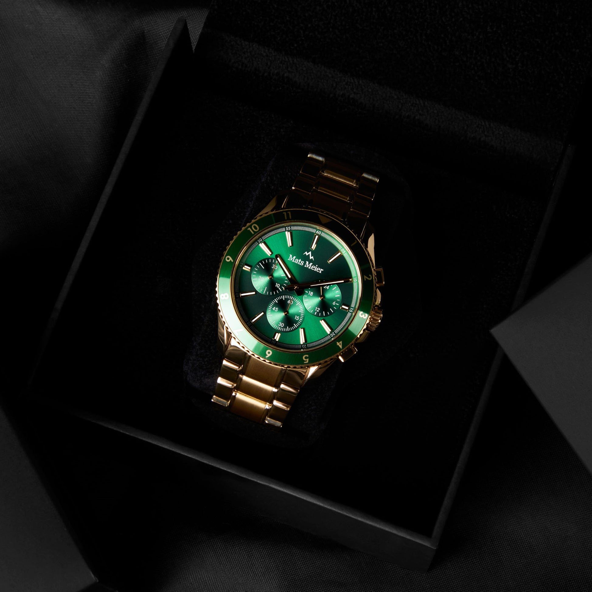 Ponte dei Salti chronograph mens watch gold coloured and green   