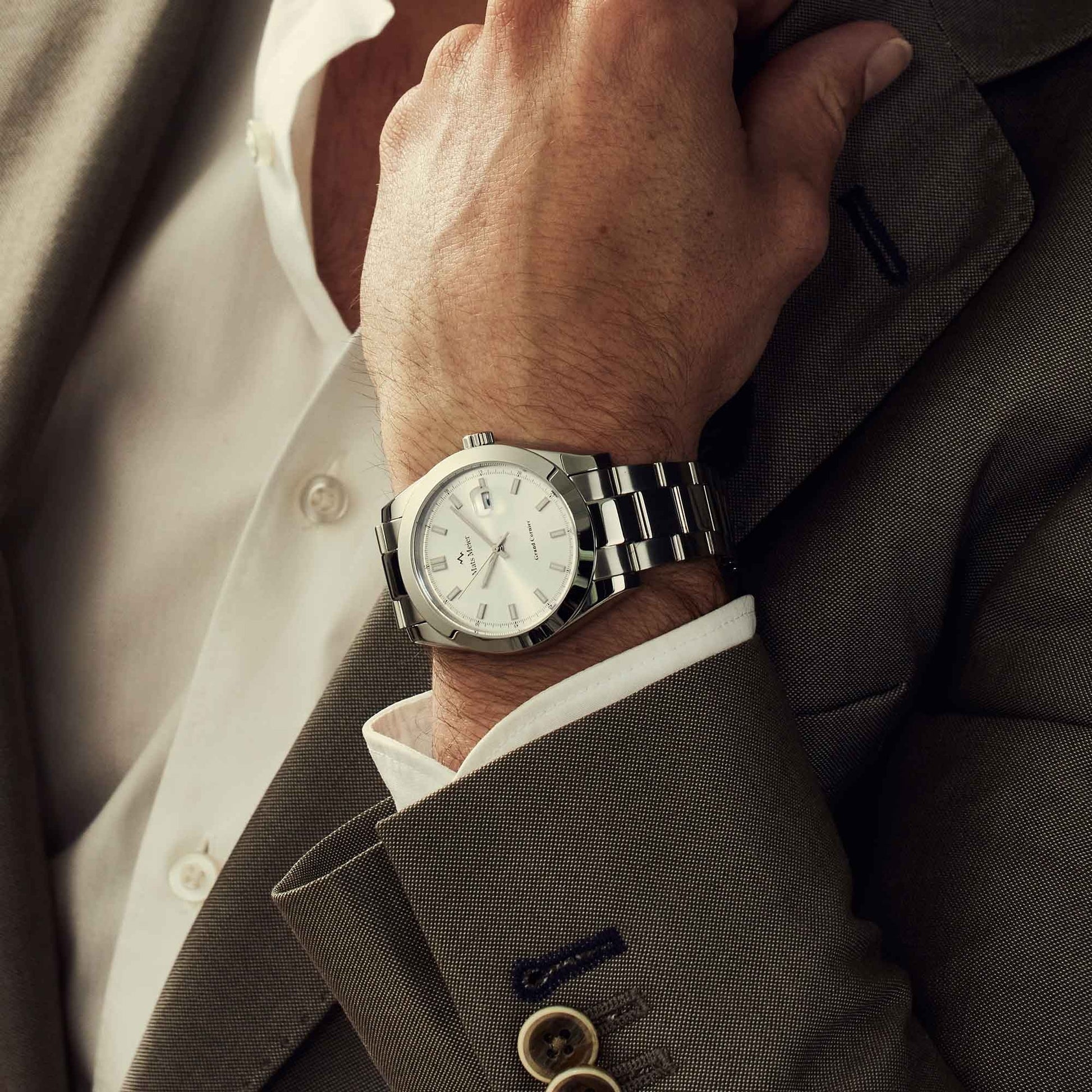 Grand Cornier mens watch silver coloured   