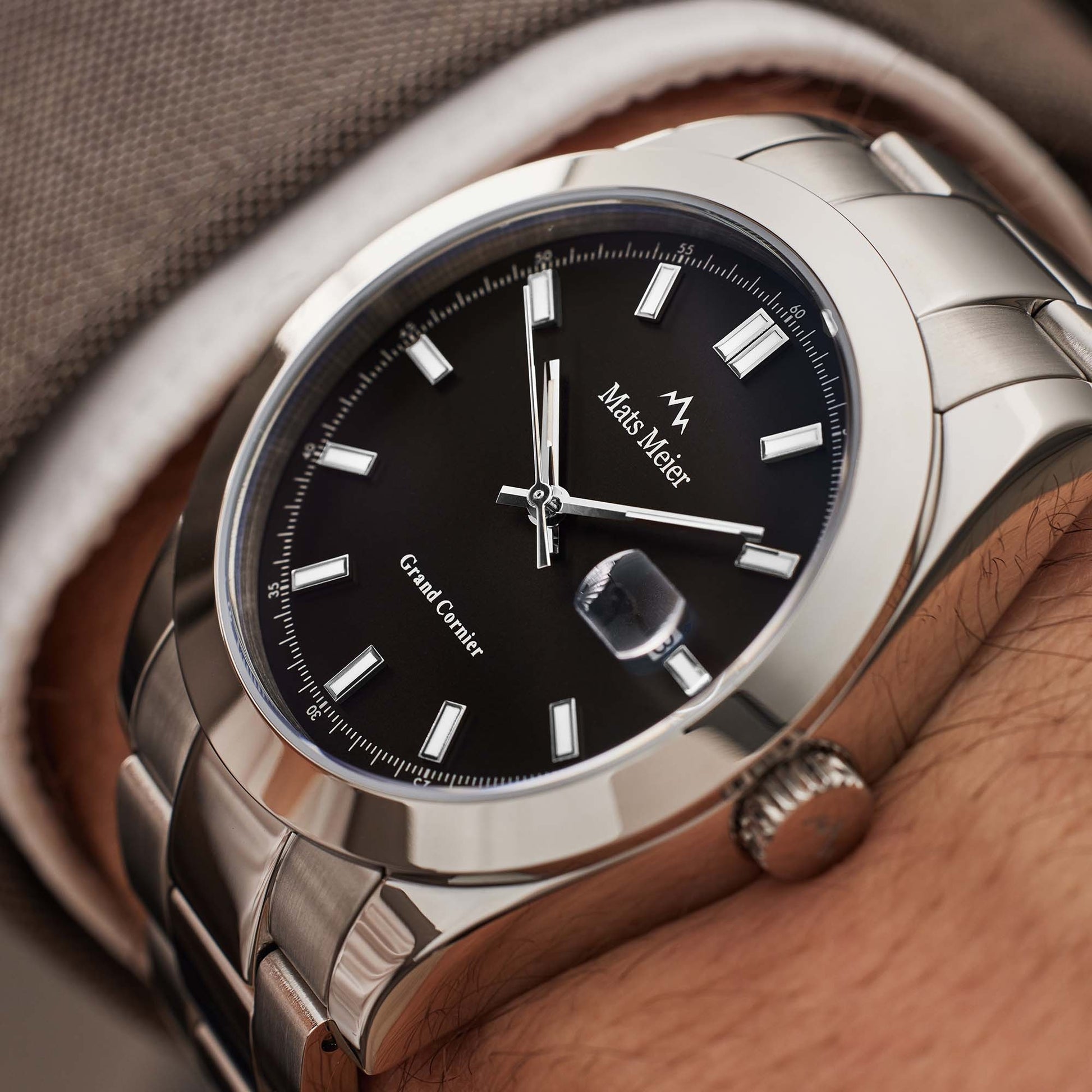 Grand Cornier mens watch silver coloured and black   